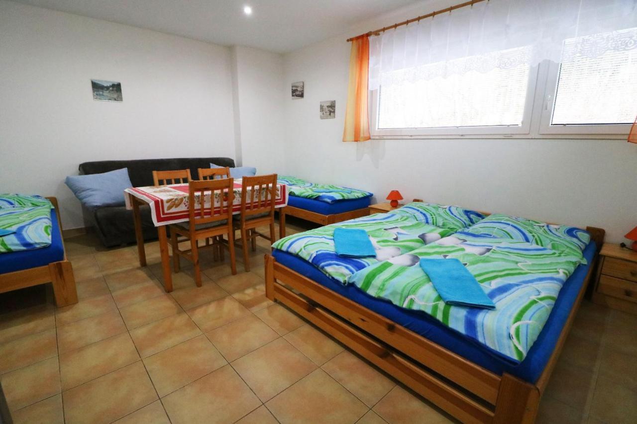 Apartmany Jana 잔스케라즈네 외부 사진